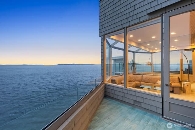 Property photo for 3089 Alki Avenue SW #2, Seattle
