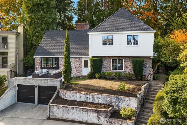 Property photo for 3938 NE Belvoir Place, Seattle