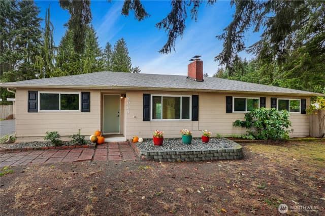 Property photo for 8005 220th Street SW, Edmonds
