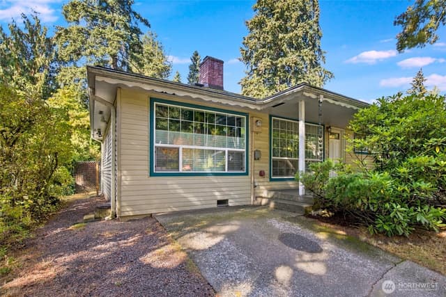Property photo for 11735 35th Avenue NE, Seattle