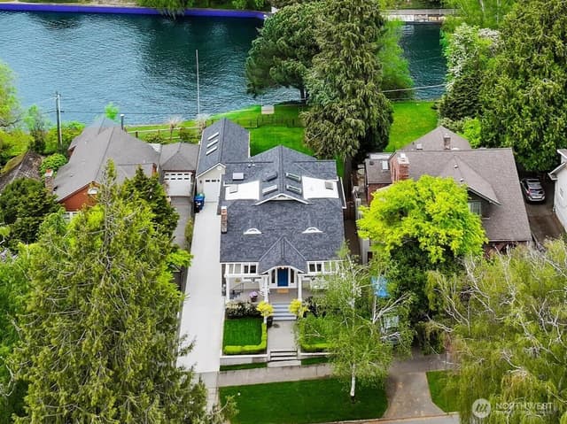 Property photo for 1852 E Shelby Street, Seattle