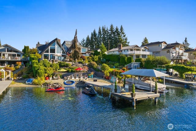 Property photo for 1504 E Lakeshore Drive, Lake Stevens