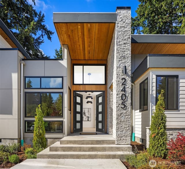 Property photo for 2405 162nd Avenue NE, Bellevue