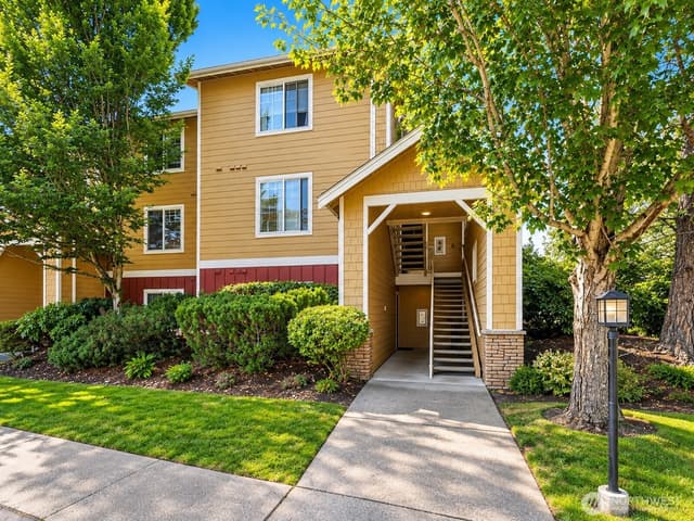 Property photo for 710 240th Way SE #G-104, Sammamish