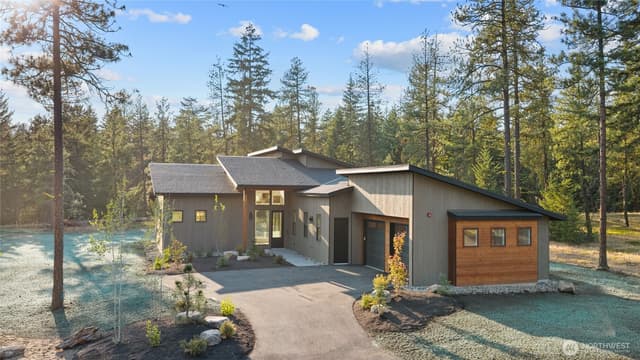 Property photo for 1700 Wanawish Loop, Cle Elum