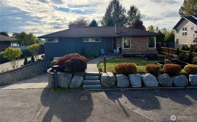 Property photo for 522 Hawthorne Street, Everett