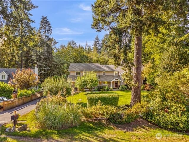 Property photo for 15219 78th Avenue NE, Kenmore