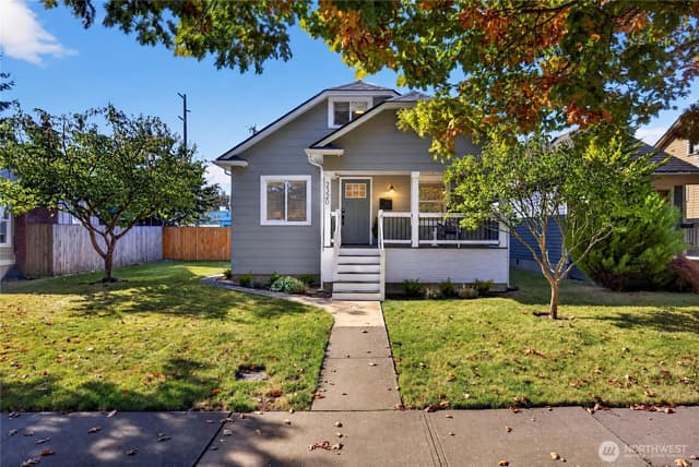 Property photo for 2320 McDougall Avenue, Everett