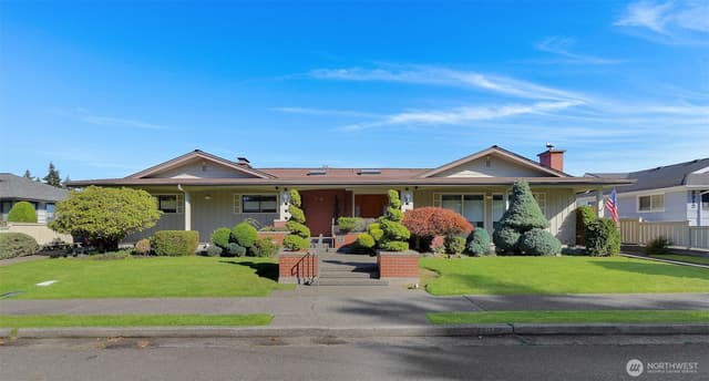Property photo for 3218 Viewcrest Drive NE, Bremerton