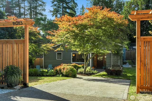 Property photo for 9013 25th Avenue NE, Seattle