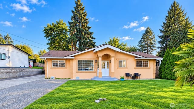 Property photo for 15049 SE 113th St, Renton