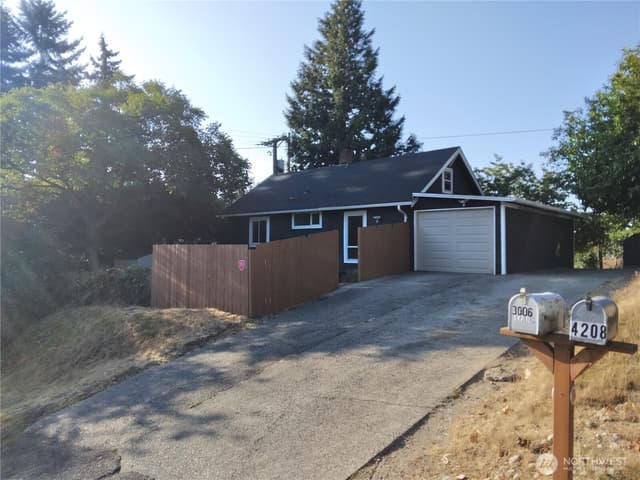 Property photo for 3006 S Tyler Street, Tacoma