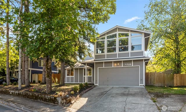 Property photo for 15723 NE 109th Street, Redmond