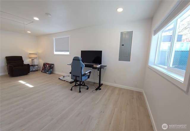 Property photo for 12826 14th Avenue SW, Burien
