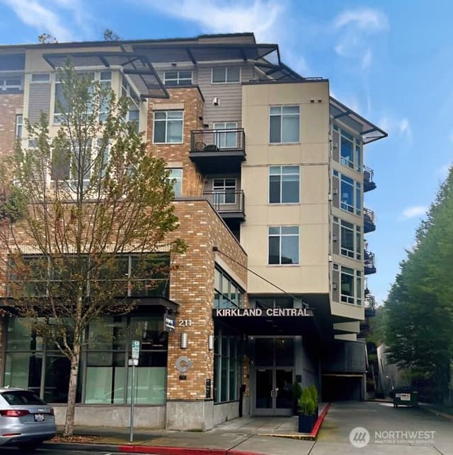 Property photo for 211 Kirkland Avenue #519, Kirkland
