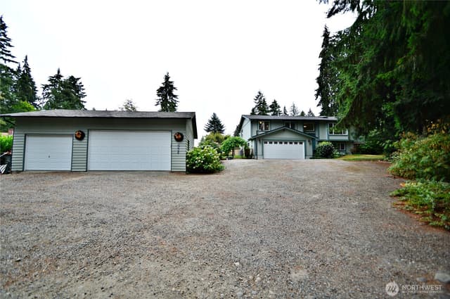 Property photo for 9925 61st Avenue E, Puyallup