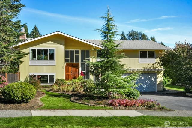 Property photo for 10600 NE 198th Street, Bothell