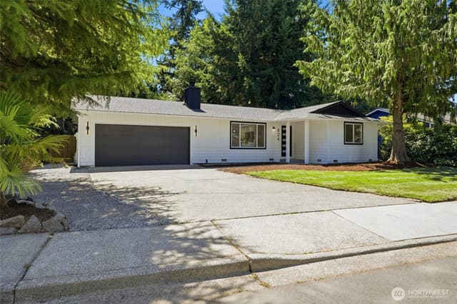 Property photo for 824 116th Street SW, Everett