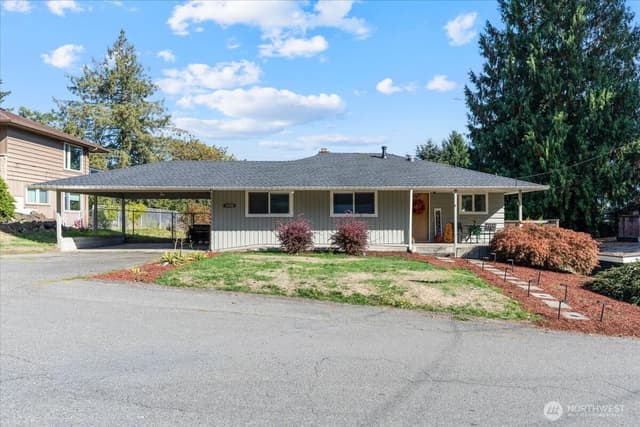 Property photo for 14448 6th Avenue S, Burien