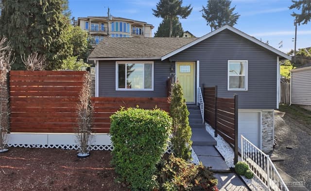 Property photo for 470 Grandey Way NE, Renton