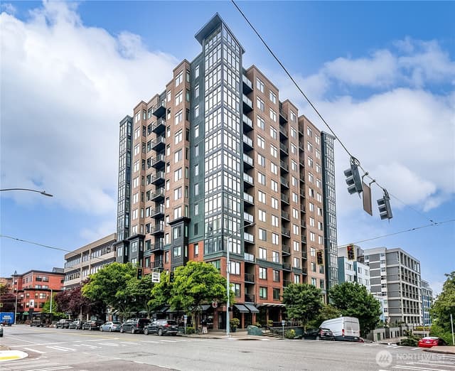Property photo for 2721 1st Avenue #604, Seattle