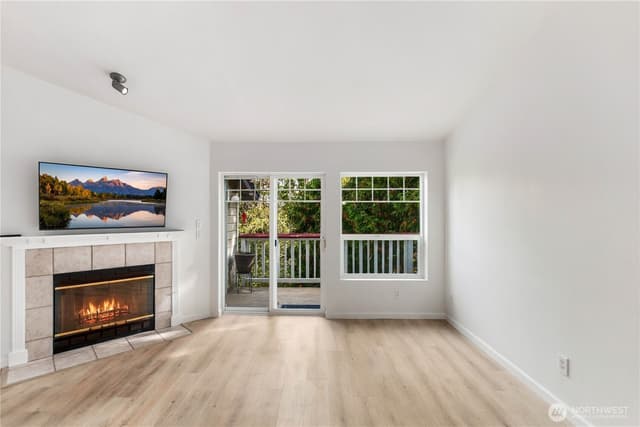 Property photo for 18501 SE Newport Way #H336, Issaquah