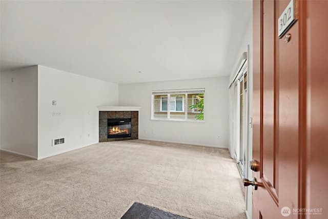 Property photo for 11312 124th Avenue NE #302, Kirkland