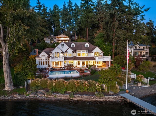 Property photo for 3205 106th Avenue SE, Bellevue