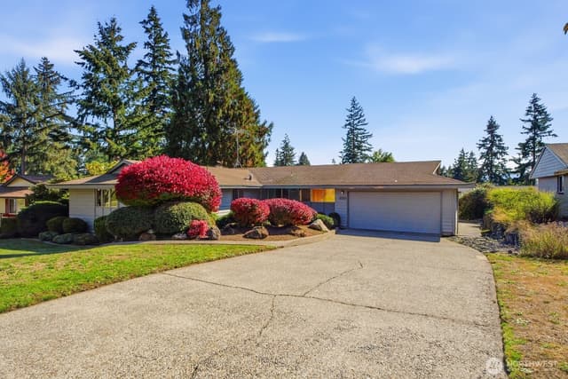 Property photo for 860 170th Place NE, Bellevue