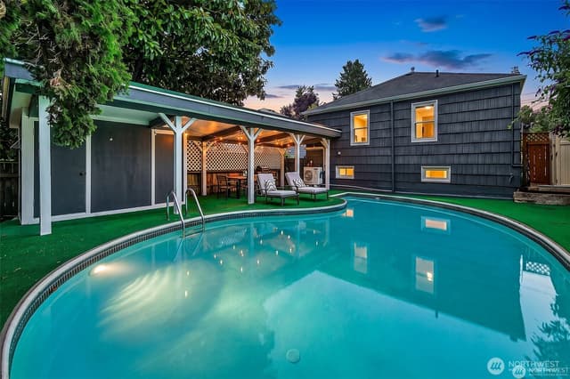 Property photo for 647 NW 51st Street, Seattle