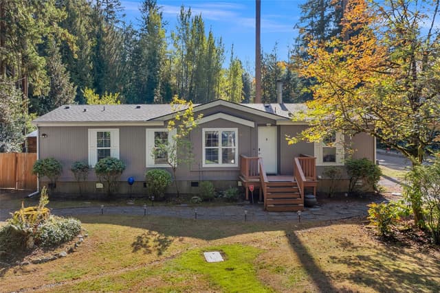 Property photo for 1424 129th Street SE, Everett