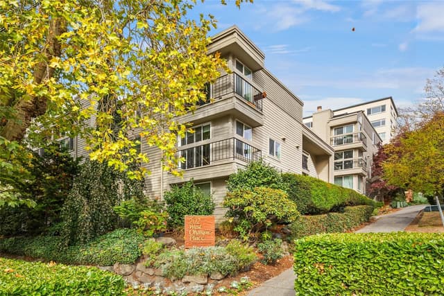 Property photo for 202 W Olympic Place #302, Seattle