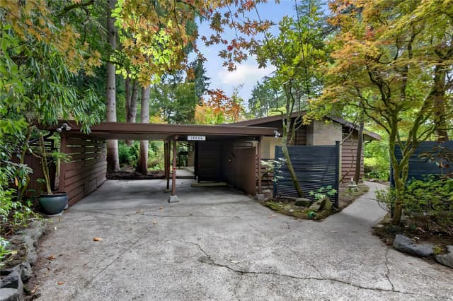 Property photo for 18456 40th Place NE, Lake Forest Park