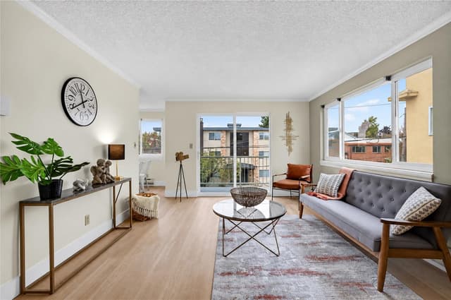 Property photo for 506 N 45th Street #302, Seattle