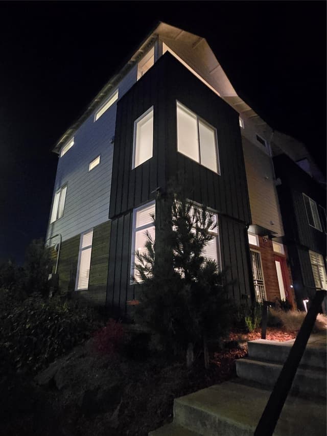 Property photo for 4068 S Myrtle Street, Seattle