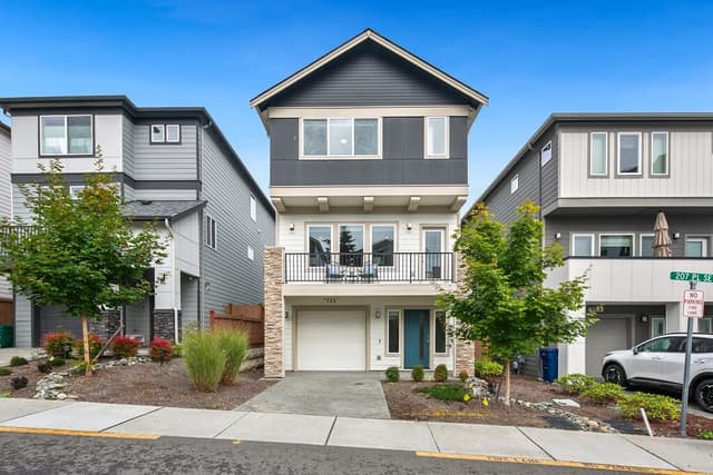 Property photo for 309 207th Place SE, Bothell
