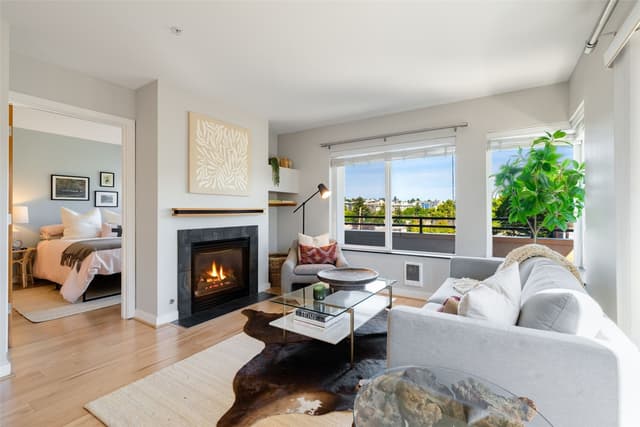 Property photo for 225 NE 65th Street #406, Seattle