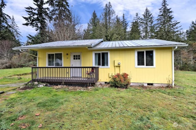 Property photo for 161 E Spencer Glen Drive, Shelton