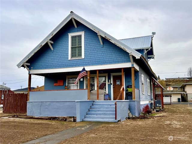 Property photo for 604 E 1st Avenue, Odessa