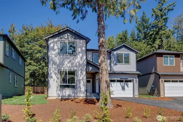 Property photo for 10676 Se 170th Place, Renton