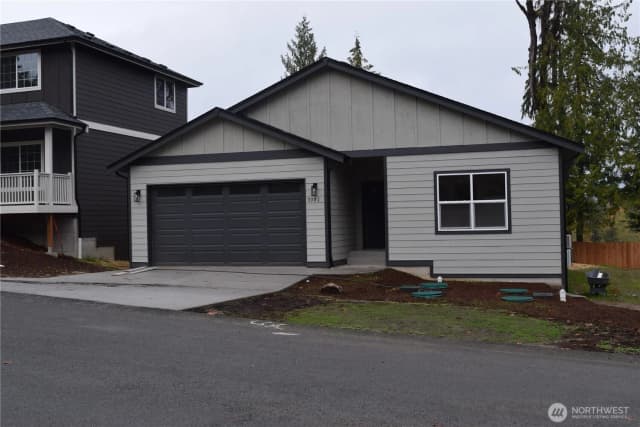 Property photo for 7081 E Bullseye Street, Port Orchard