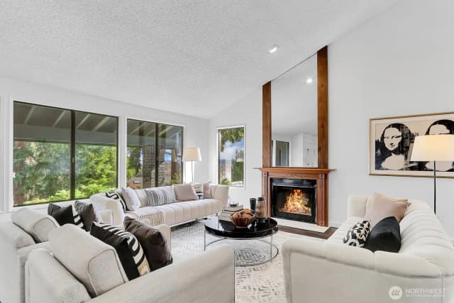 Property photo for 13749 19734 97th Avenue Ne, Kirkland