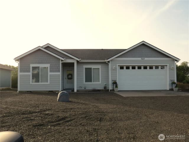 Property photo for 969 Cascade Avenue Sw, Ocean Shores