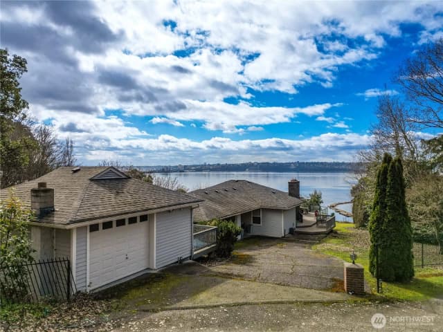 Property photo for 5313 Marine View Dr, Tacoma