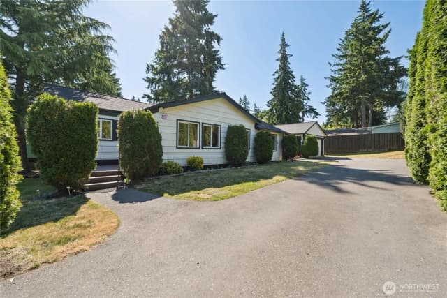 Property photo for 817 Sw 158th Street, Burien