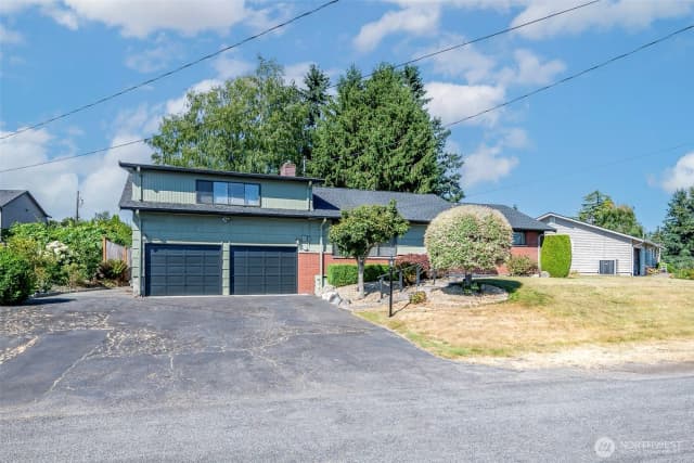 Property photo for 2302 126th Avenue Ct E, Edgewood