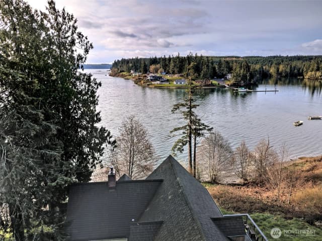 Property photo for 222 Se Sells Drive, Shelton