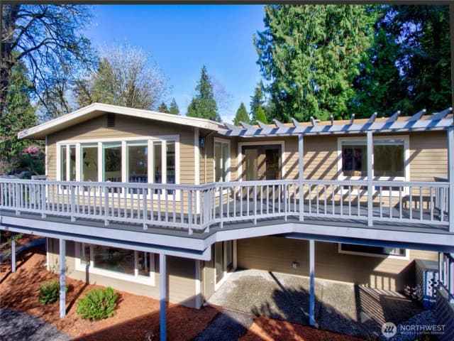 Property photo for 11717 Ne 73rd Street, Kirkland