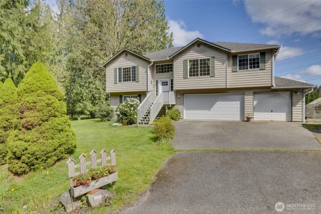Property photo for 18611 92nd Street Se, Snohomish
