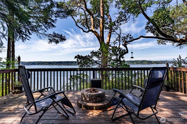 Property photo for 416 W Herron Boulevard Nw, Lakebay